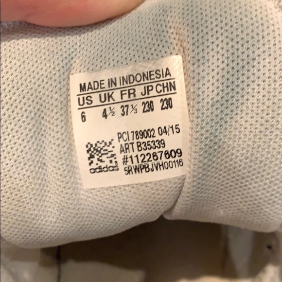 Adidas sneakers - Picture 3 of 6